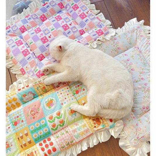 Extra Warmth Four-Season Cat Sleeping Pad with Fashionable Lace Trim - Soft Flannel Pet Bed for Indoor Cats, Cozy Warmth for All Seasons