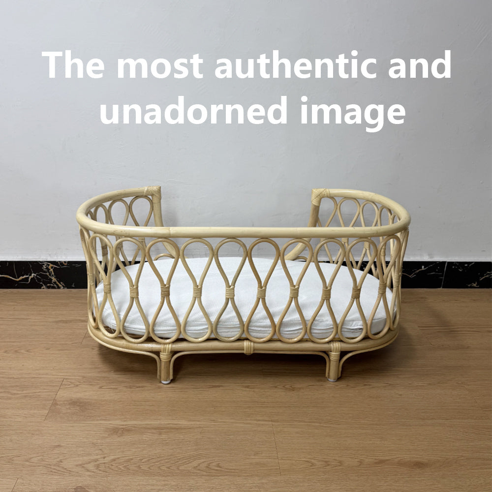 Small and Medium-Sized Rattan Dog Bed | Suitable for All Seasons, Handmade Natural Plant Rattan, Ideal for Teddy Bears, Bichon, Shiba Inu, and Other Small Dogs