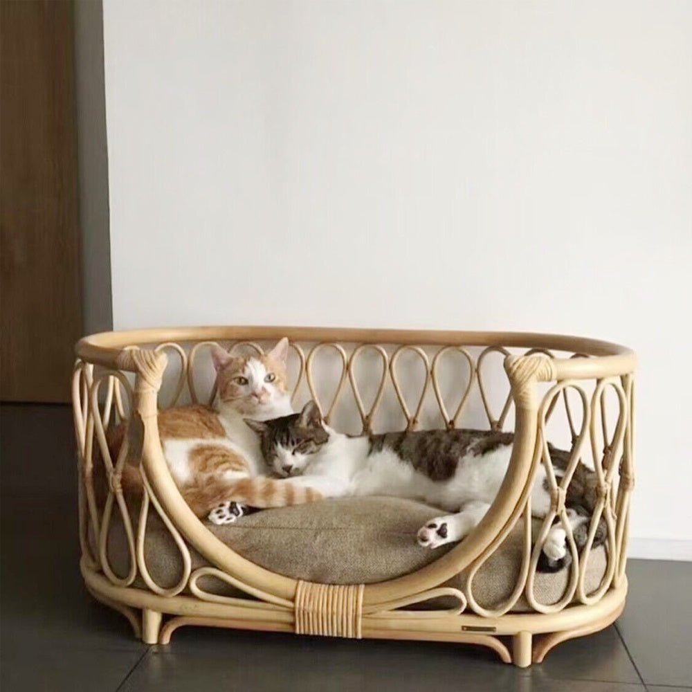 Small and Medium-Sized Rattan Dog Bed | Suitable for All Seasons, Handmade Natural Plant Rattan, Ideal for Teddy Bears, Bichon, Shiba Inu, and Other Small Dogs